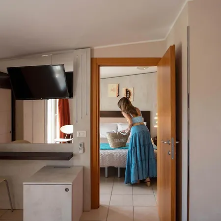 Ombretta Mare 3*