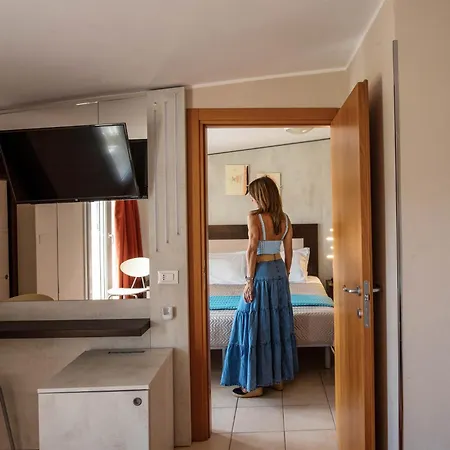 Ombretta Mare Отель 3*