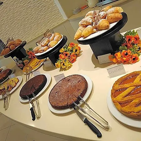 Ombretta Mare Hotel Rimini