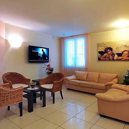 Ombretta Mare 3* Rimini