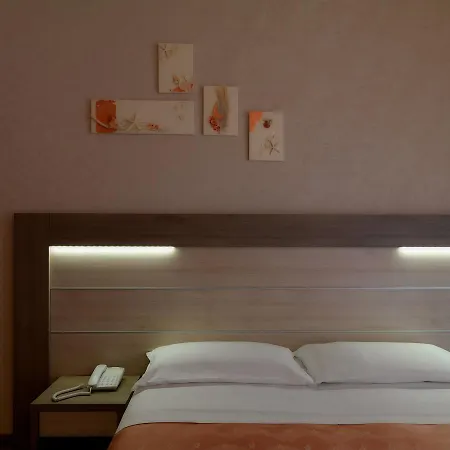 Ombretta Mare 3* Rimini