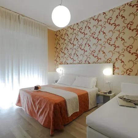 Ombretta Mare 3*