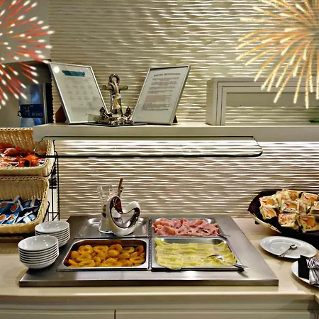 Ombretta Mare 3* Rimini