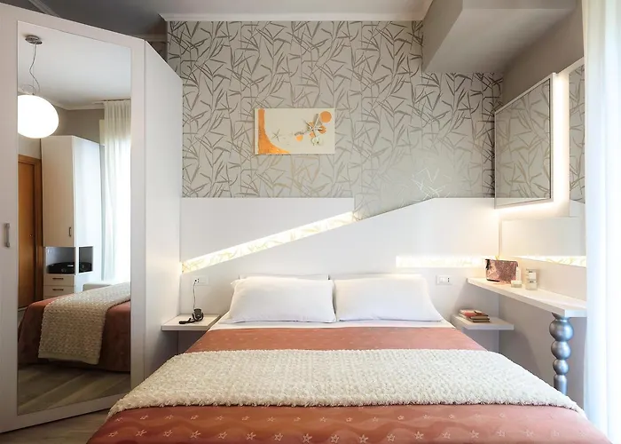 Ombretta Mare 3*